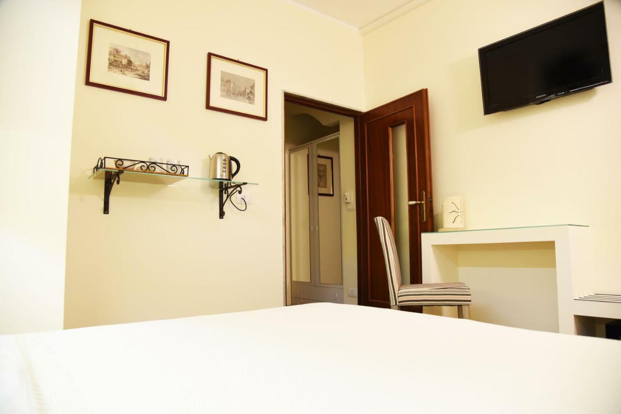 B&B Al Vecchio Glicine Torre Canne Exterior photo